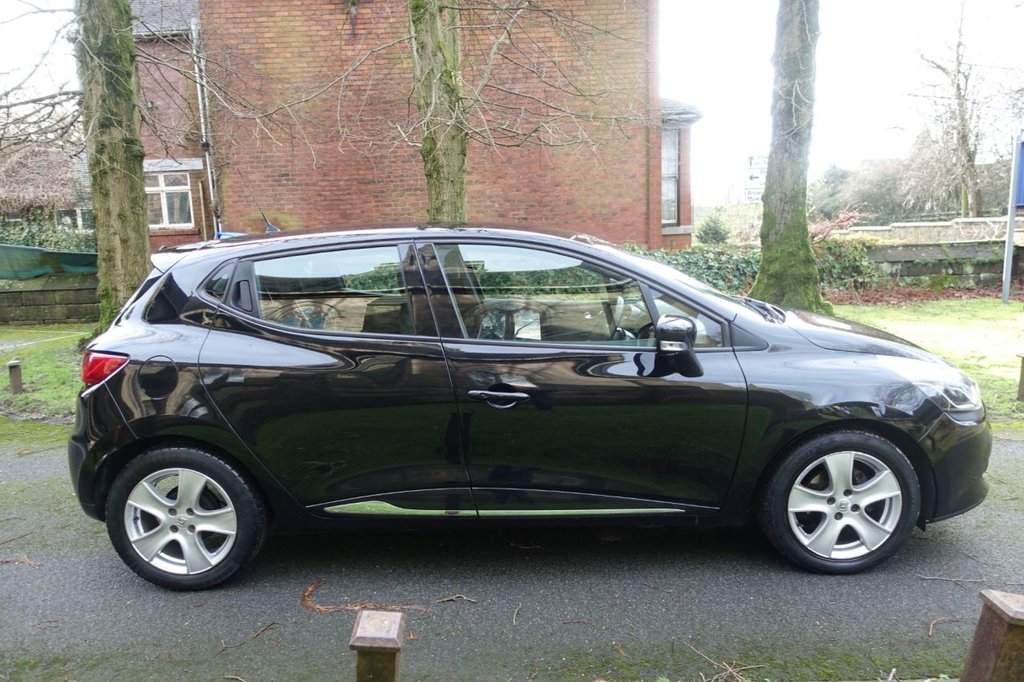 Used Renault Clio 2016 for sale - 77370015: Photo 13