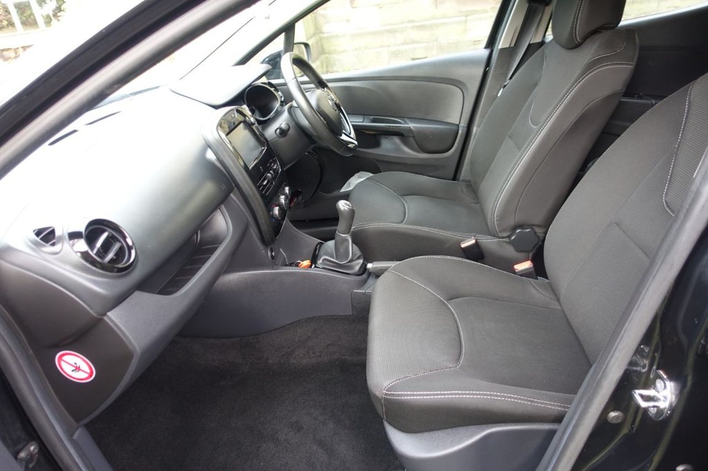 Used Renault Clio 2016 for sale - 77370015: Photo 2