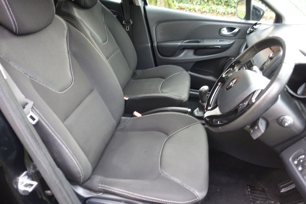 Used Renault Clio 2016 for sale - 77370015: Photo 3