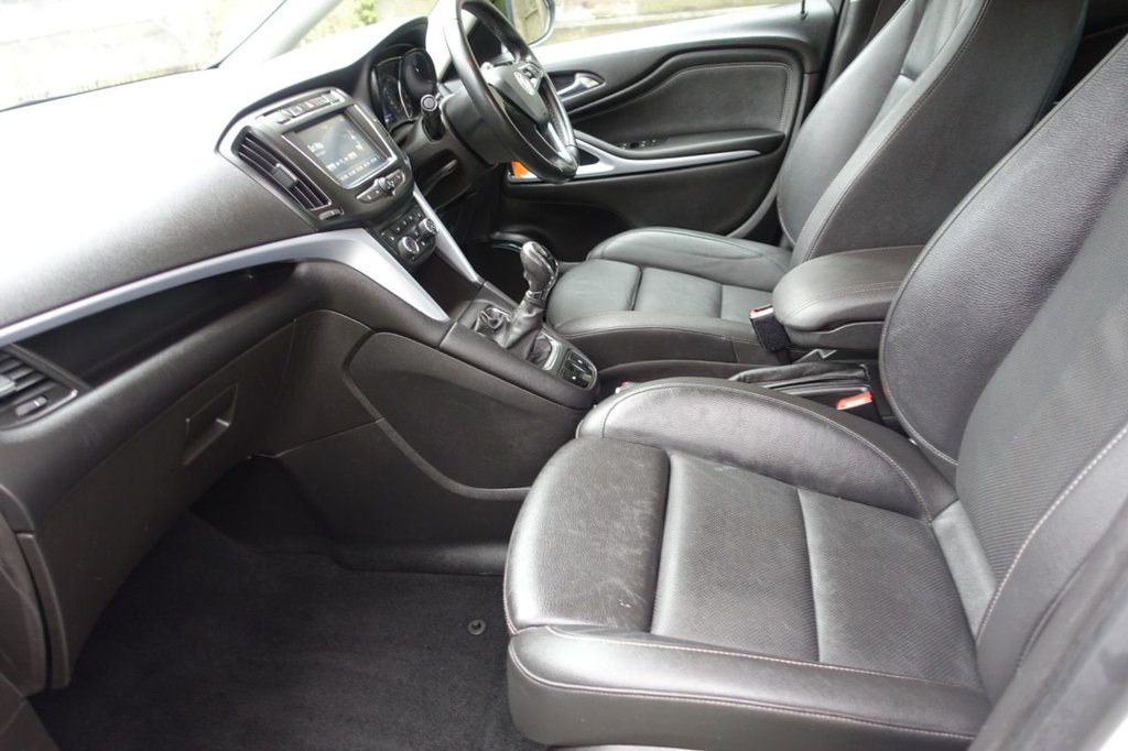 Used Vauxhall Zafira 2018 for sale - 78212613: Photo 2