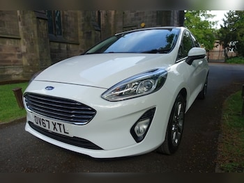 Used Ford Fiesta 2017 for sale - 79385206: Photo