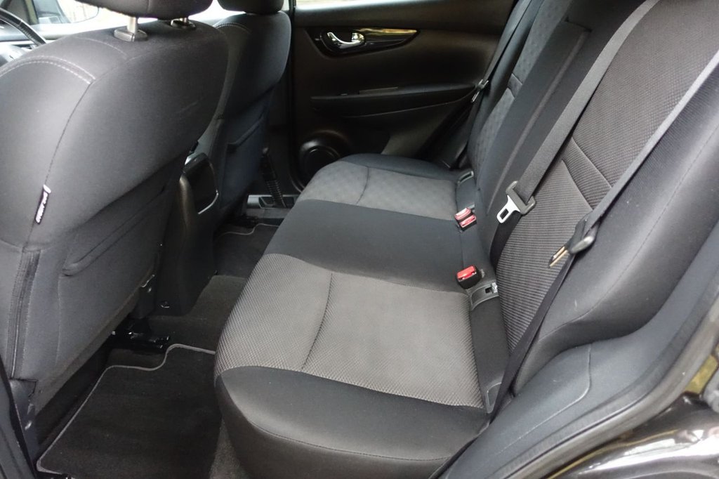 Used Nissan Qashqai 2015 for sale - 76210364: Photo 5