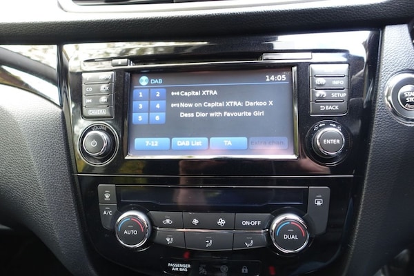 Used Nissan Qashqai 2015 for sale - 76210364: Photo 7