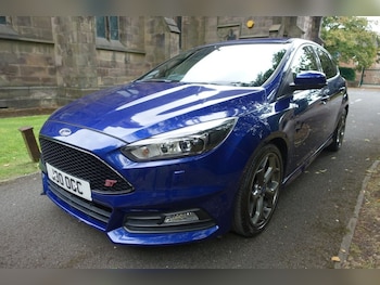 Used Ford Focus 2015 for sale - 75642575: Photo