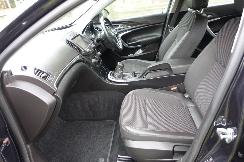 Used Vauxhall Insignia 2016 for sale - 78069153: Photo 2