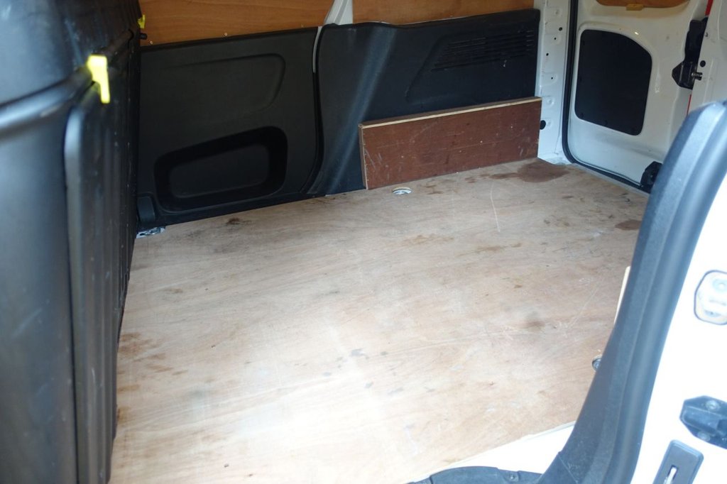 Used Peugeot Partner 2019 for sale - 76698158: Photo 14