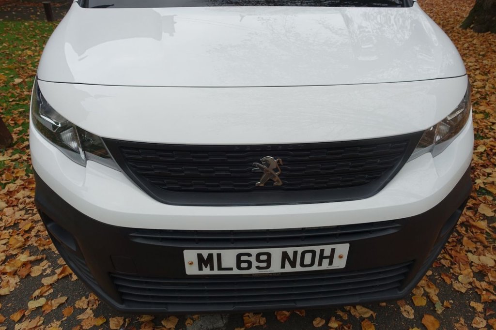 Used Peugeot Partner 2019 for sale - 76698158: Photo 18