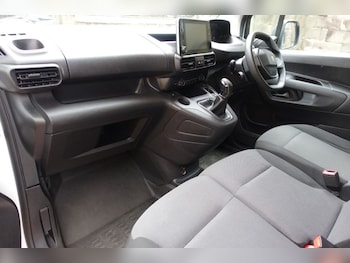 Used Peugeot Partner 2019 for sale - 76698158: Photo