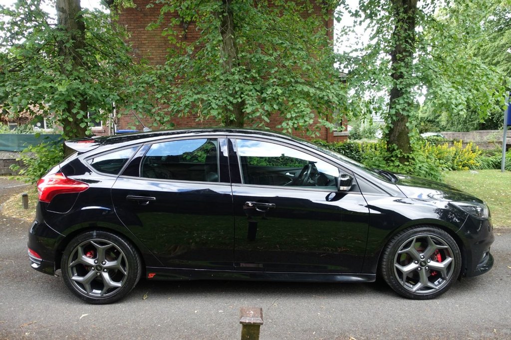 Used Ford Focus 2017 for sale - 77250183: Photo 17