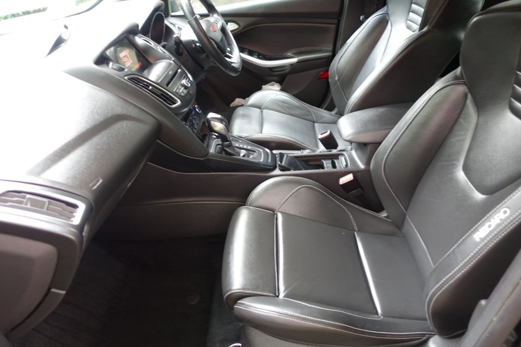 Used Ford Focus 2017 for sale - 77250183: Photo 2