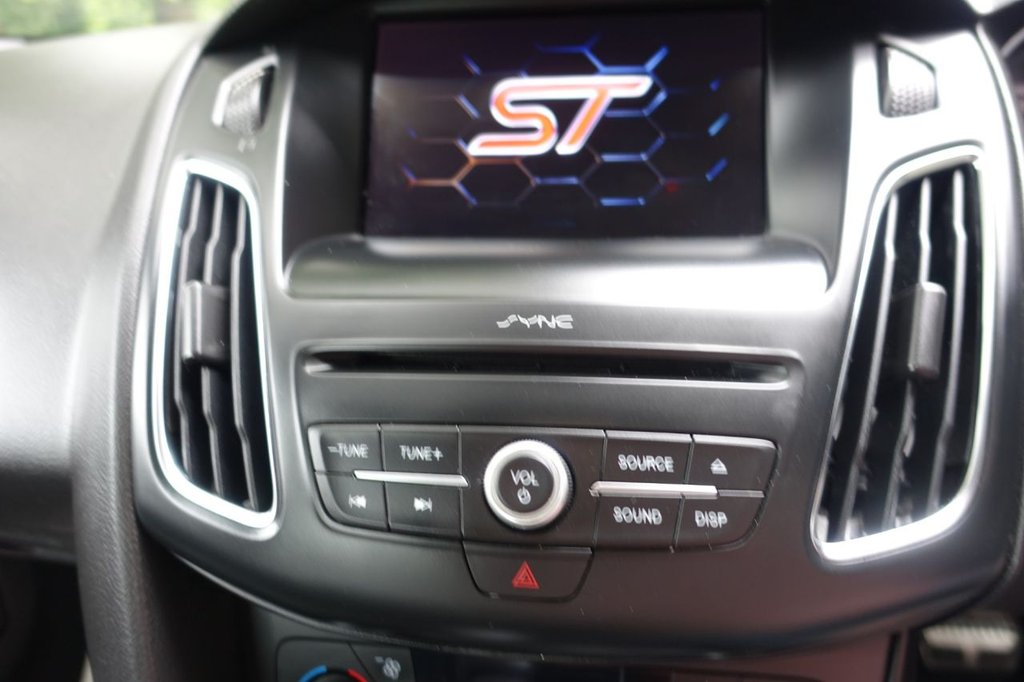 Used Ford Focus 2017 for sale - 77250183: Photo 7