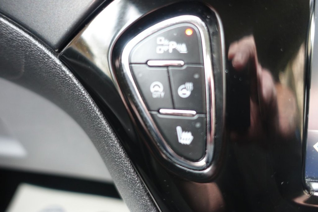 Used Vauxhall Corsa 2016 for sale - 76396296: Photo 14