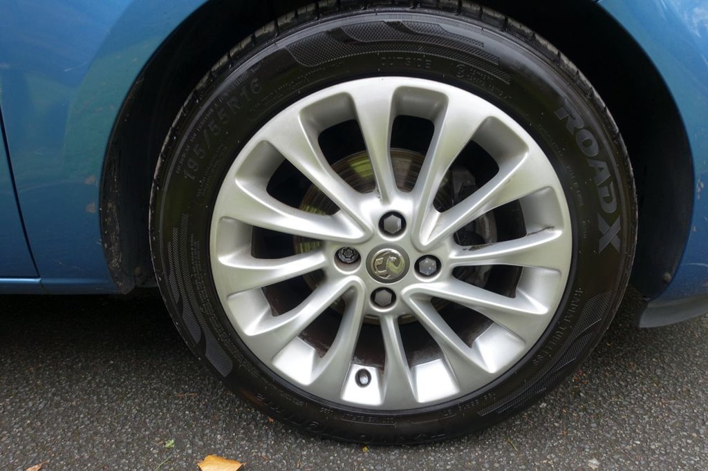 Used Vauxhall Corsa 2016 for sale - 76396296: Photo 6