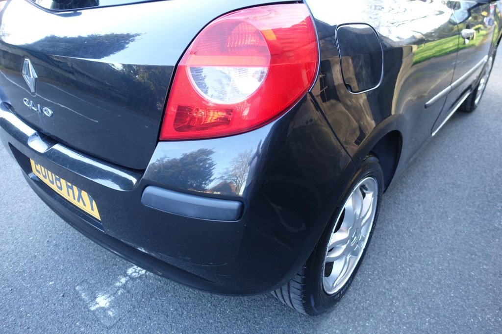 Used Renault Clio 2008 for sale - 77953180: Photo 10