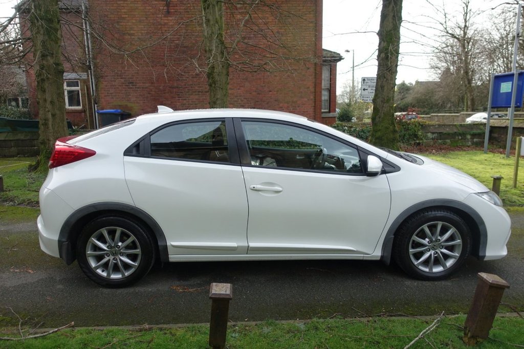 Used Honda Civic 2013 for sale - 77583357: Photo 14