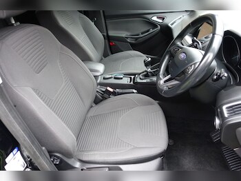 Used Ford Focus 2017 for sale - 77436835: Photo