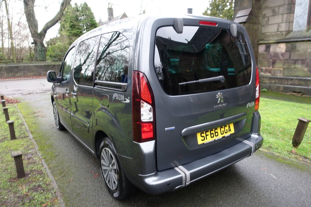 Used Peugeot Partner Tepee 2016 for sale - 76985895: Photo 11