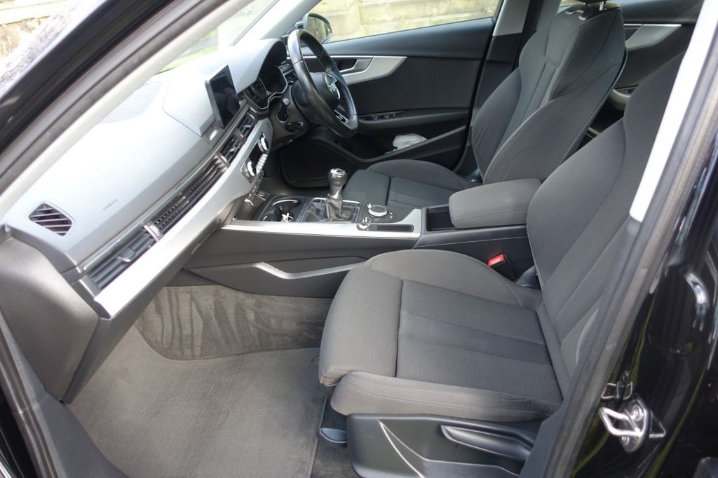 Used Audi A4 2016 for sale - 77765152: Photo 2