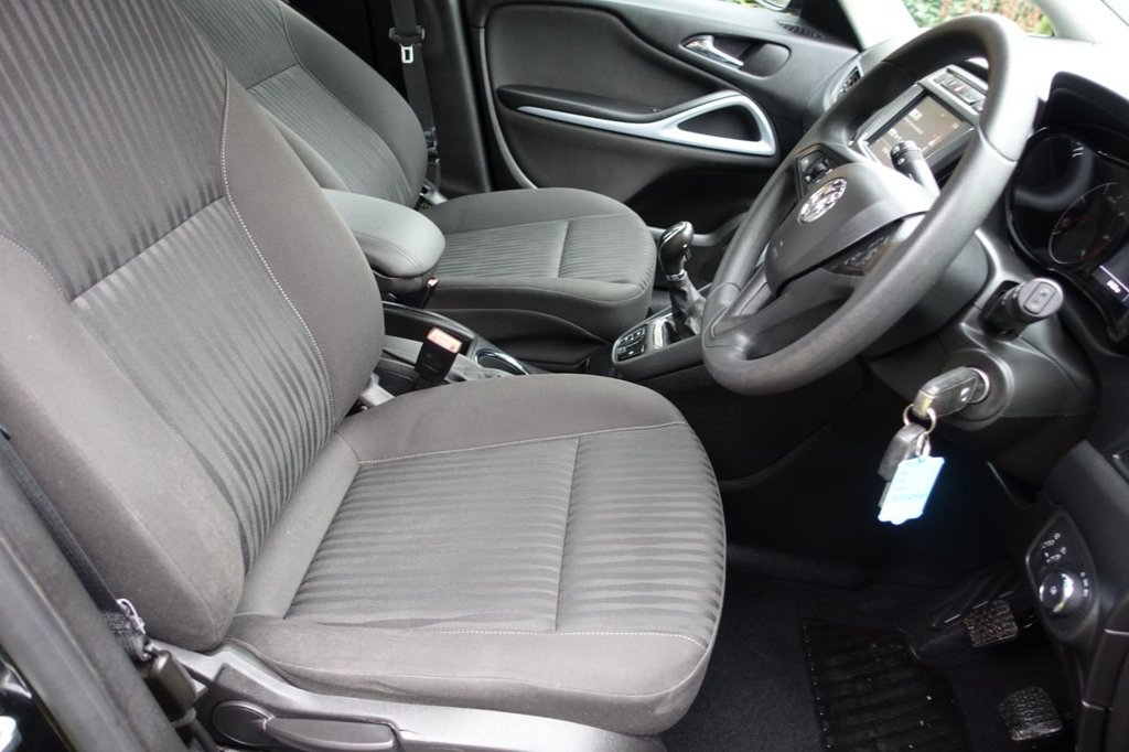 Used Vauxhall Zafira 2017 for sale - 76751108: Photo 3