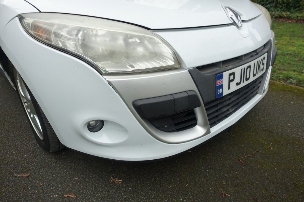 Used Renault Megane 2010 for sale - 77792322: Photo 16