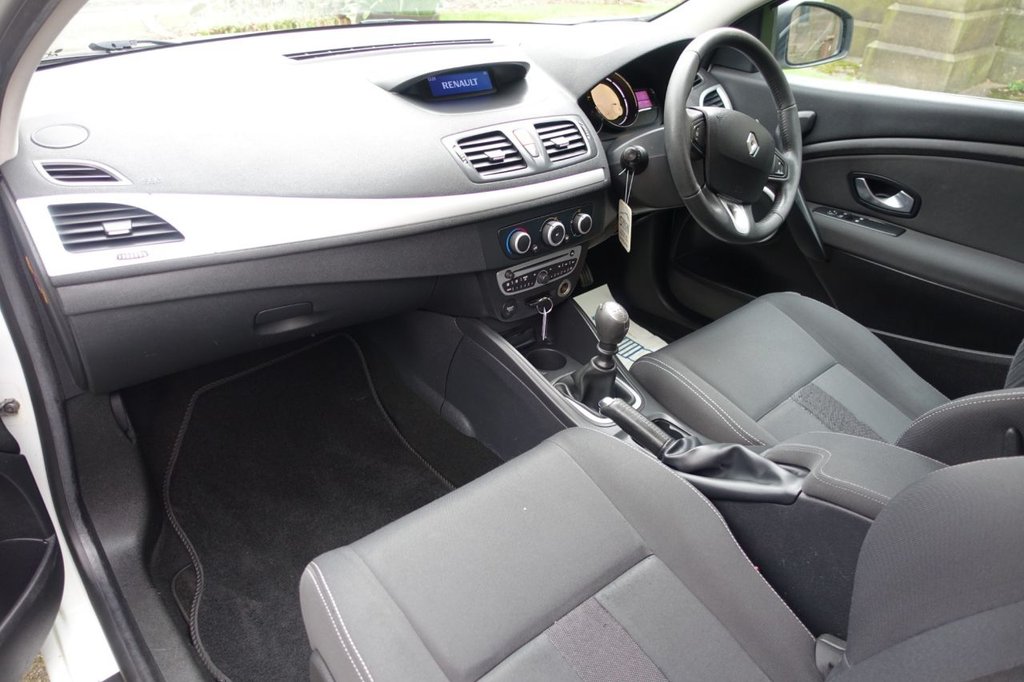 Used Renault Megane 2010 for sale - 77792322: Photo 3