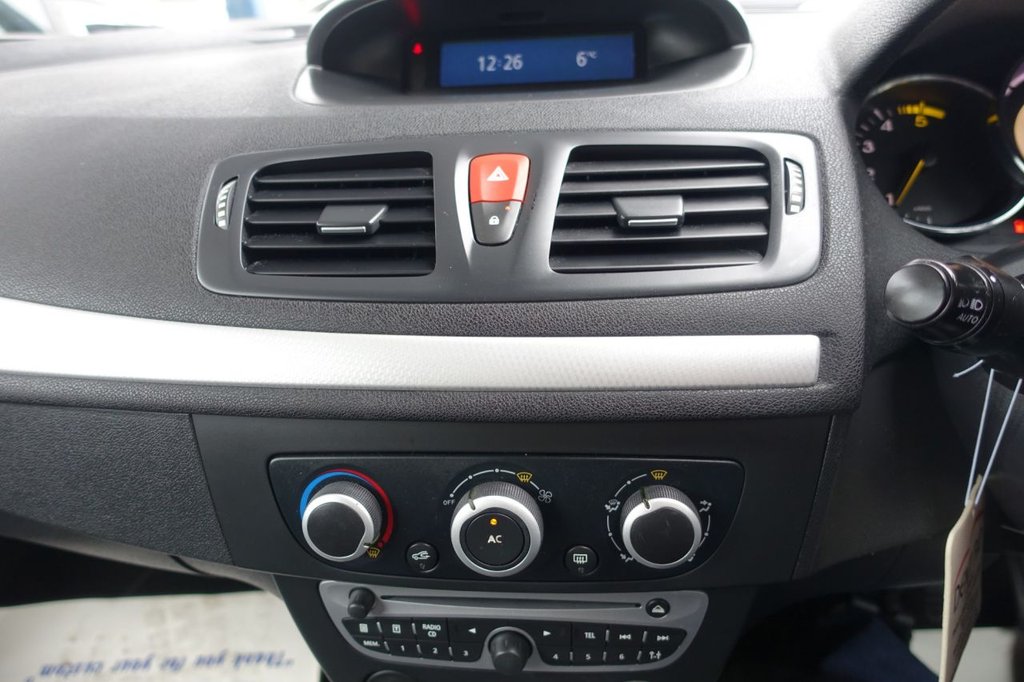 Used Renault Megane 2010 for sale - 77792322: Photo 6