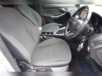 Used Ford Focus 2015 for sale - 78631417: Photo