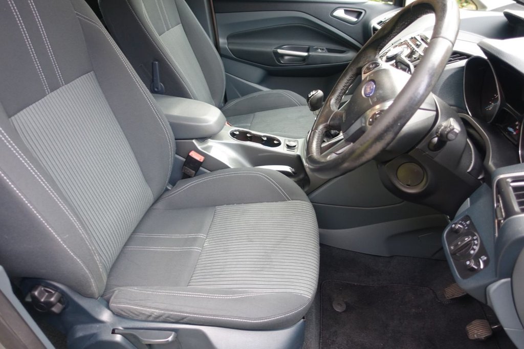 Used Ford C-Max 2013 for sale - 76396426: Photo 3