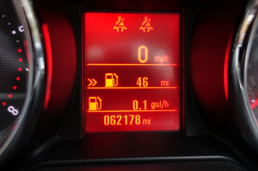 Used Vauxhall ADAM 2015 for sale - 76417538: Photo 5