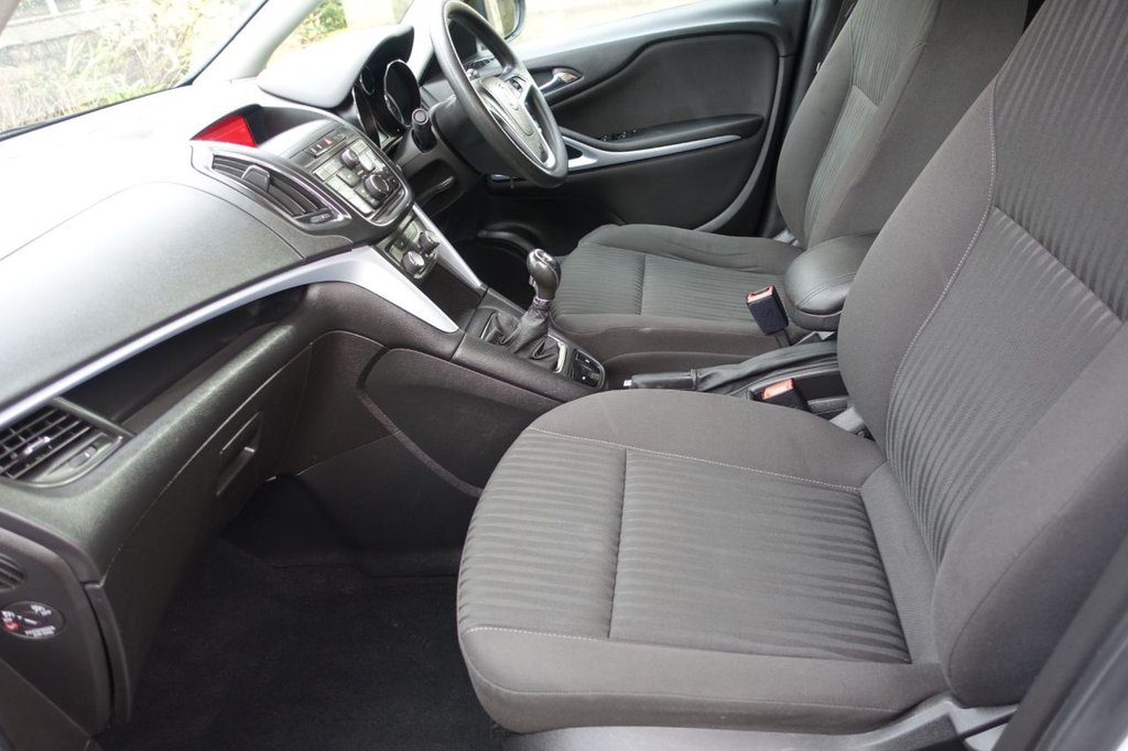 Used Vauxhall Zafira 2014 for sale - 76934758: Photo 2