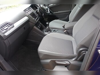 Used Volkswagen Tiguan 2017 for sale - 76279862: Photo 2