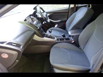 Used Ford Focus 2015 for sale - 74734657: Photo