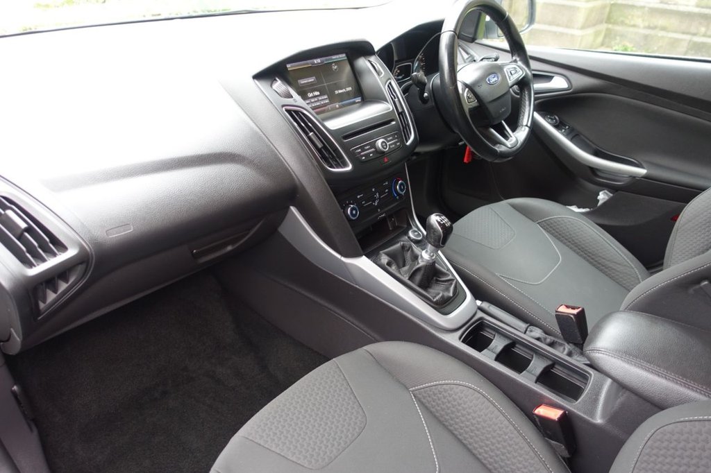 Used Ford Focus 2015 for sale - 78003091: Photo 4