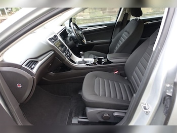 Used Ford Mondeo 2016 for sale - 78918894: Photo