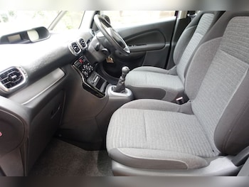 Used Citroen C3 Picasso 2016 for sale - 79322947: Photo
