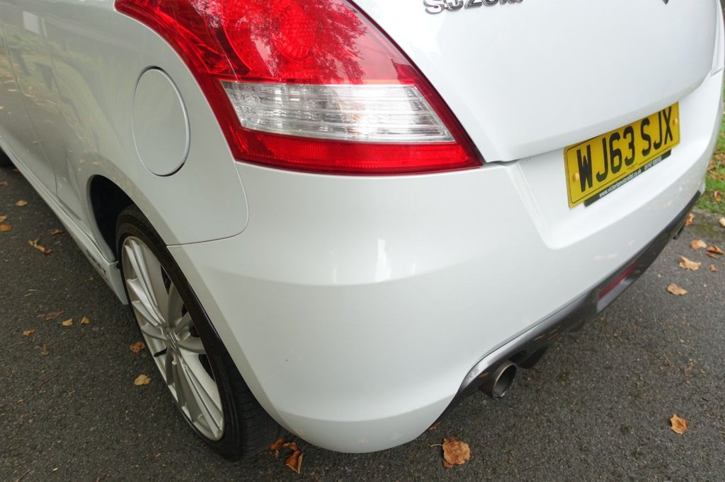 Used Suzuki Swift 2013 for sale - 76056654: Photo 10