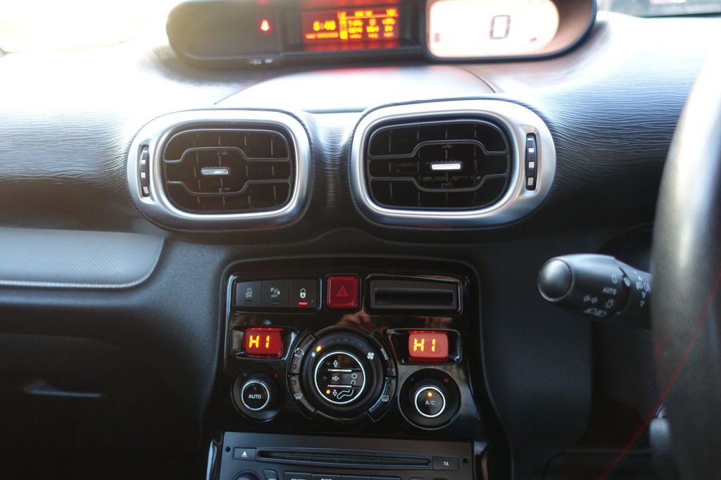 Used Citroen C3 Picasso 2016 for sale - 77953067: Photo 7