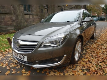 Vauxhall - Insignia