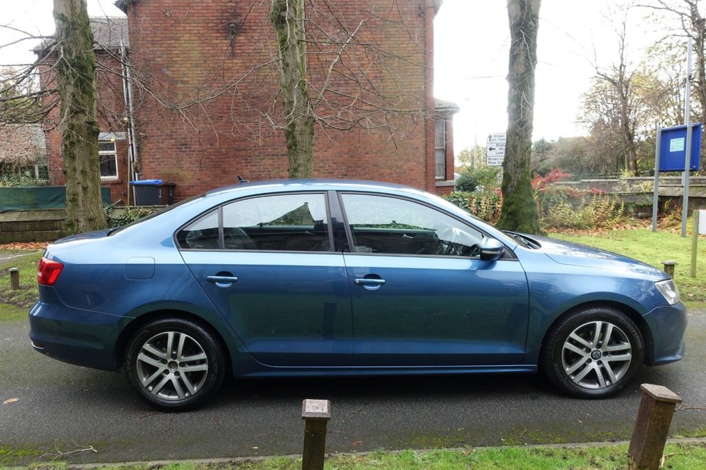Used Volkswagen Jetta 2015 for sale - 76454628: Photo 13