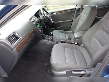 Used Volkswagen Jetta 2015 for sale - 76454628: Photo