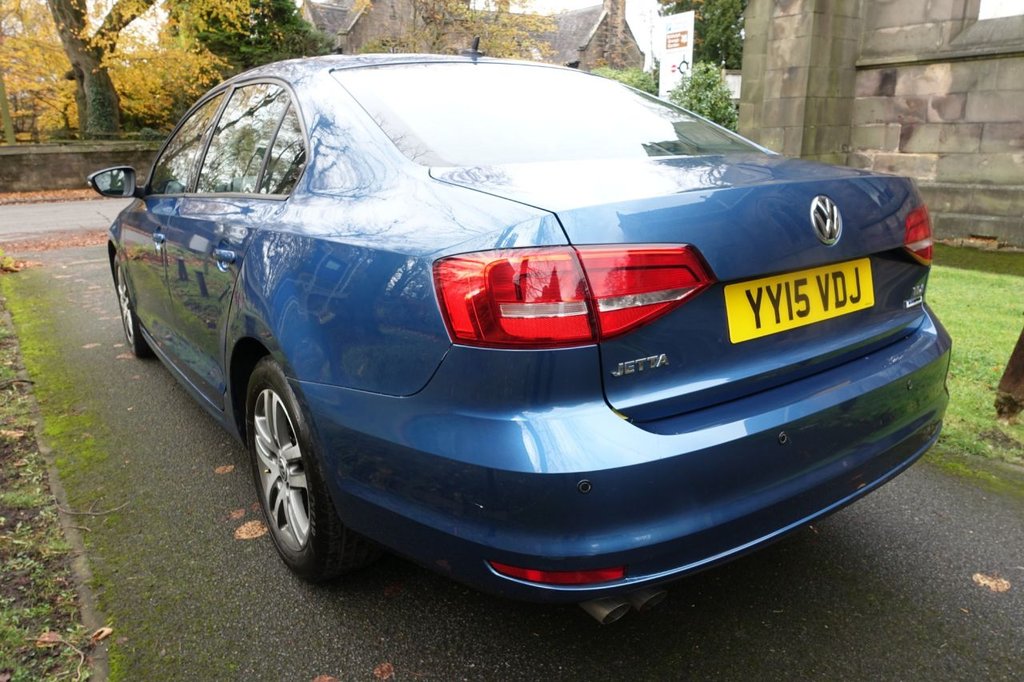 Used Volkswagen Jetta 2015 for sale - 76454628: Photo 9