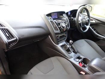 Used Ford Focus 2014 for sale - 75960827: Photo