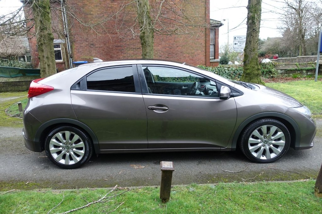 Used Honda Civic 2014 for sale - 77719783: Photo 12