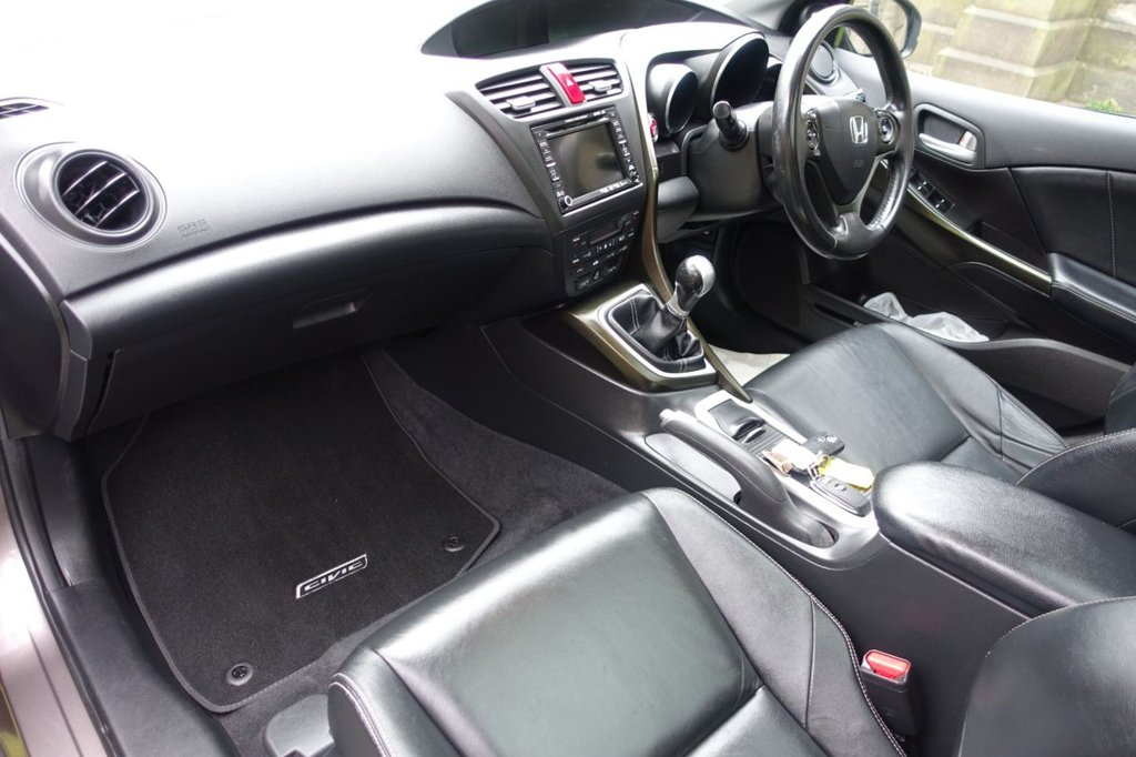 Used Honda Civic 2014 for sale - 77719783: Photo 4