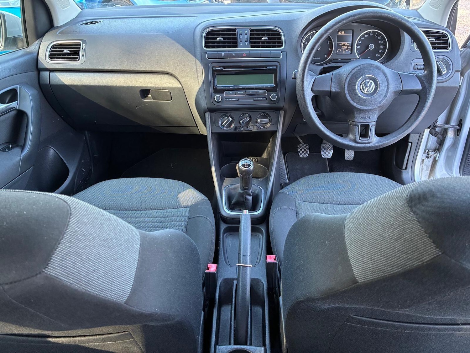 Used Volkswagen Polo 2011 for sale - 78157747: Photo 14