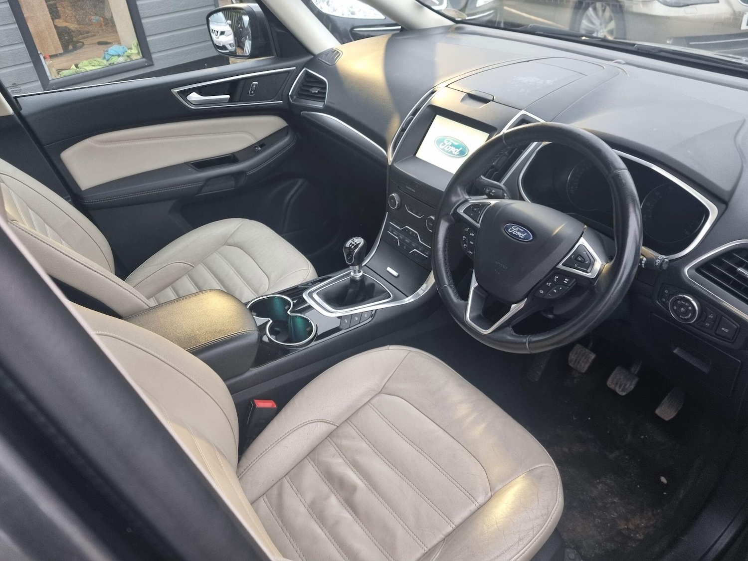 Used Ford Galaxy 2015 for sale - 76714254: Photo 8