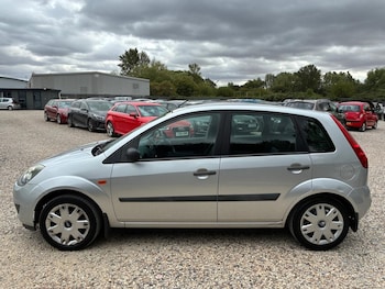 Used Ford Fiesta 2006 for sale - 79349611: Photo