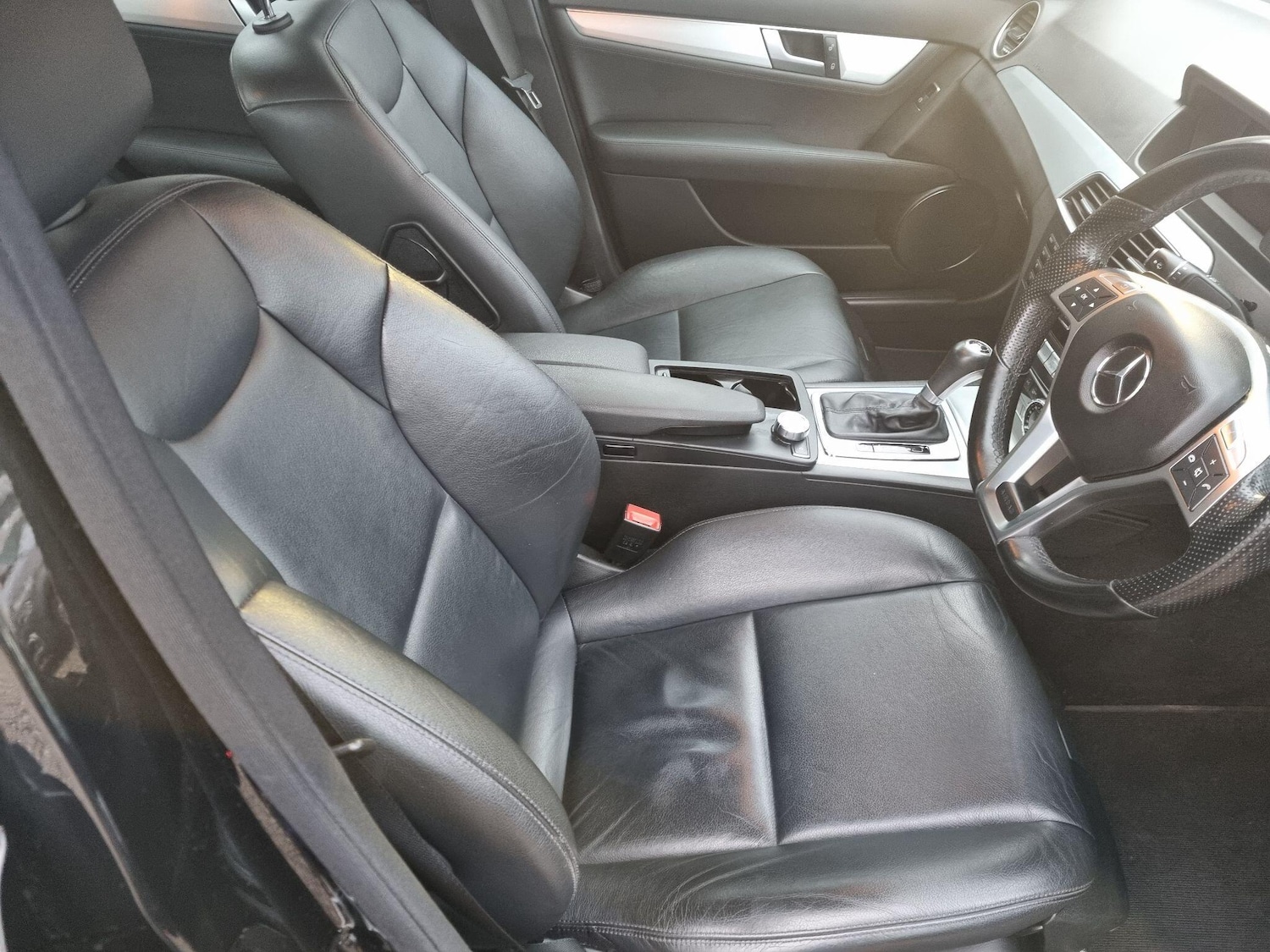 Used Mercedes-Benz C Class 2013 for sale - 77144191: Photo 11