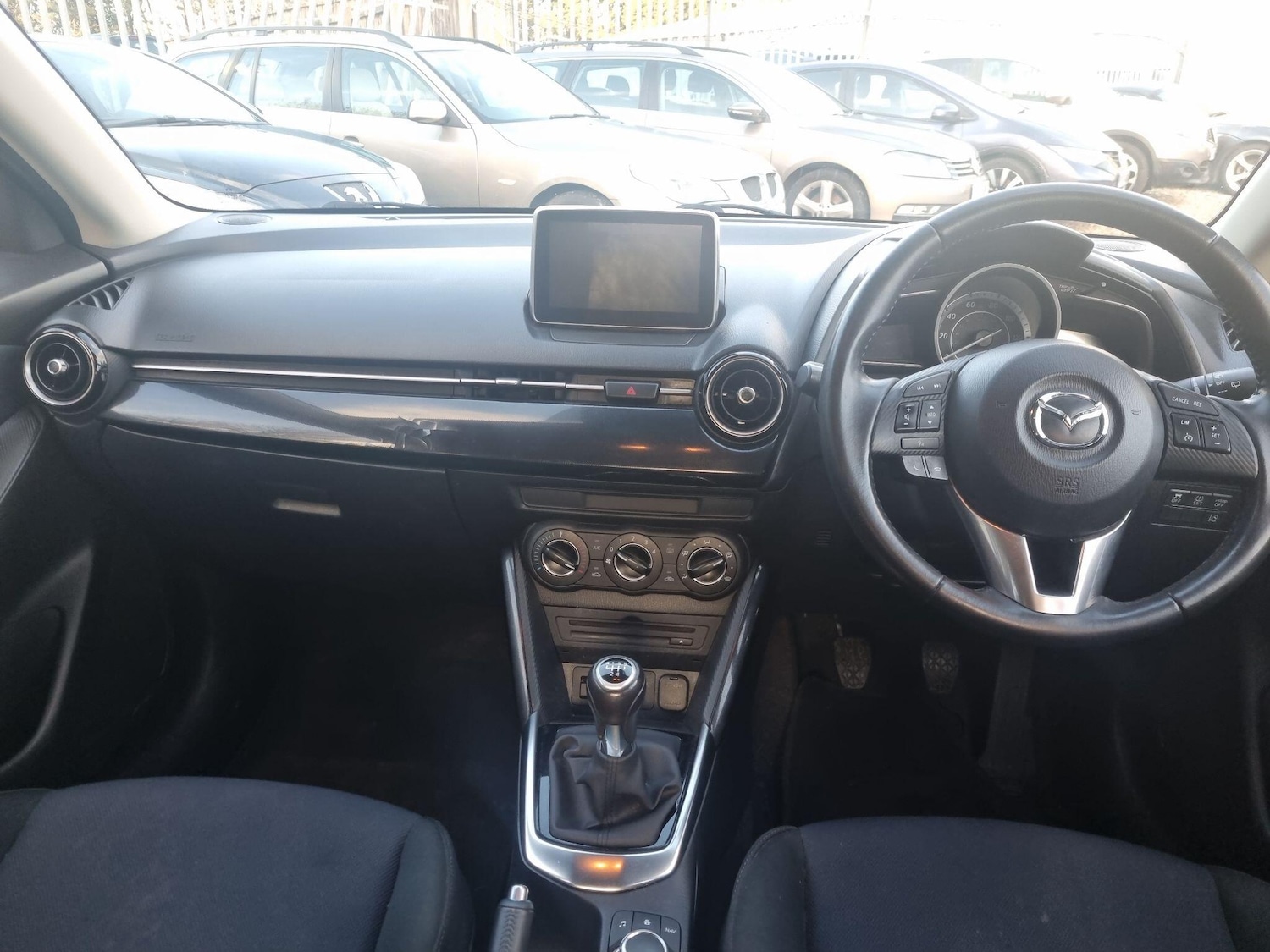 Used Mazda Mazda2 2016 for sale - 76899297: Photo 13