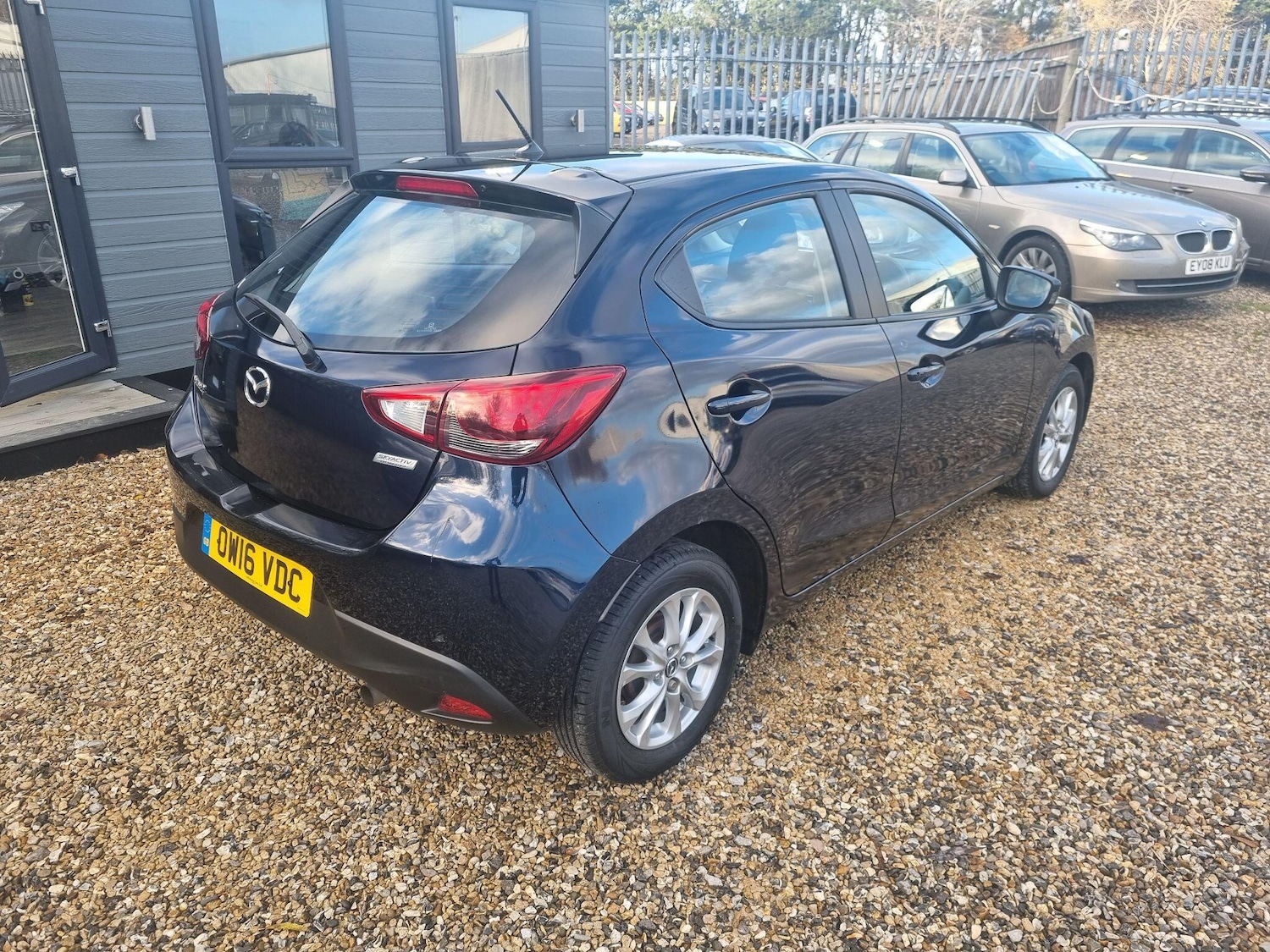 Used Mazda Mazda2 2016 for sale - 76899297: Photo 6
